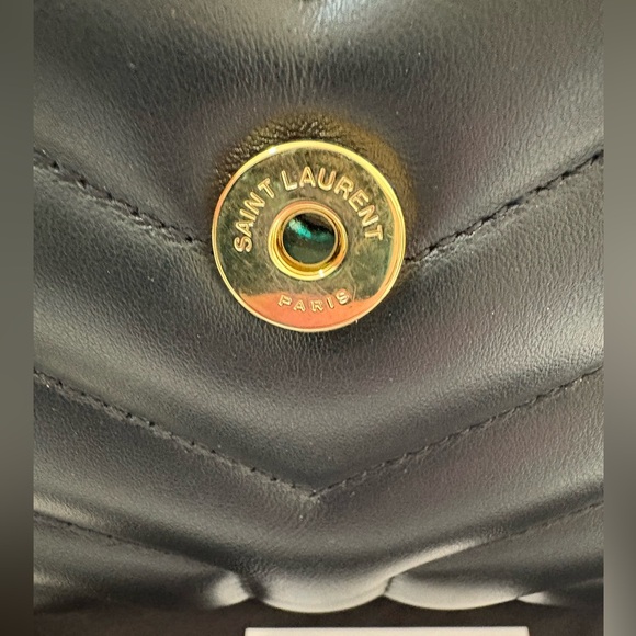 YVES SAINT LAURENT YSL LOULOU MEDIUM MATELASSE BLACK AND GOLD BAG EUC!!!! - Picture 13 of 17
